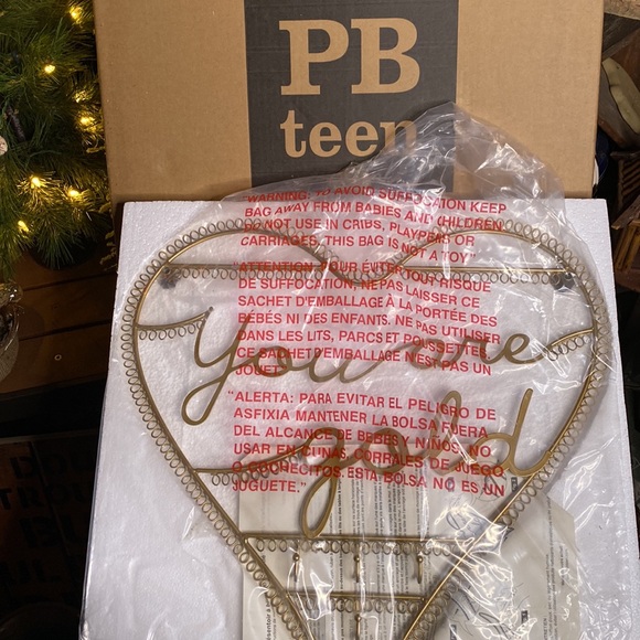 Pottery Barn Teen Gold Tone Metal Wire Wall “You are gold” text Jewelry Display - Picture 3 of 16